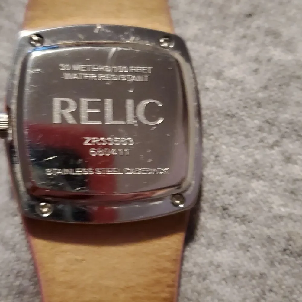 Two‎ Relic Watches ZR33563 ZR33095 Pink Leather Band Silver Bangle Style